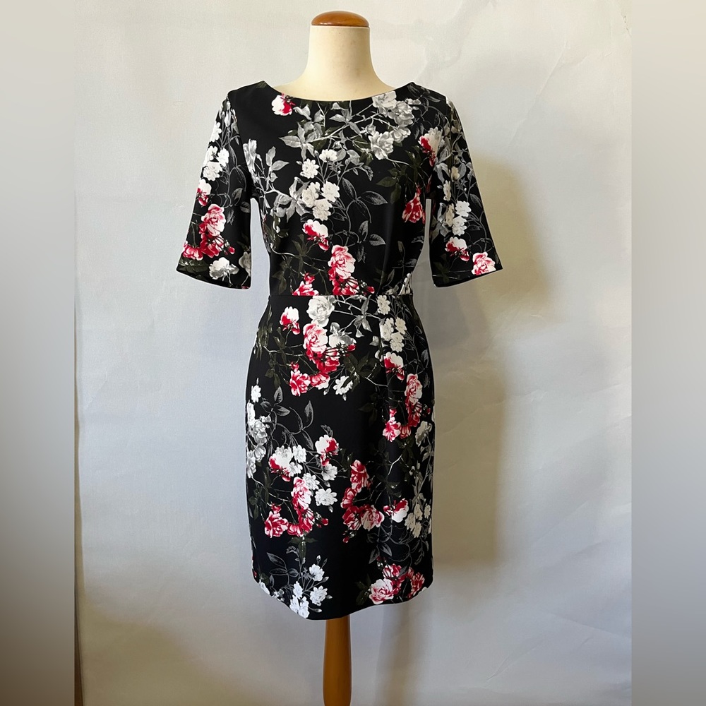 Banana Republic White & Red flower print dress